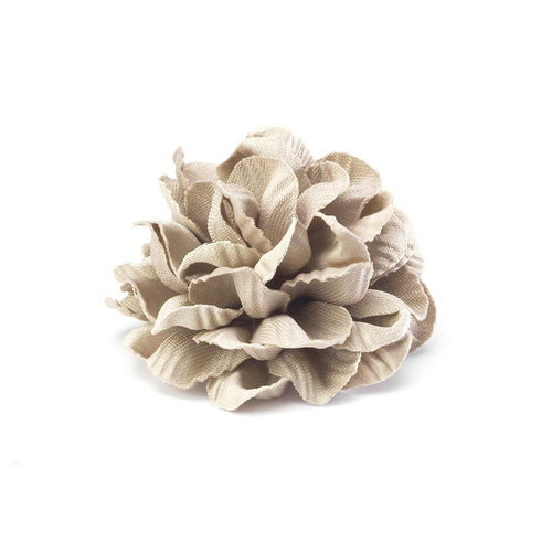 CP RISPETTO BEIGE L ICONIC LAPEL FLOWER