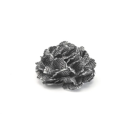 CP FAMA GREY M HERRINGBONE LAPEL FLOWER