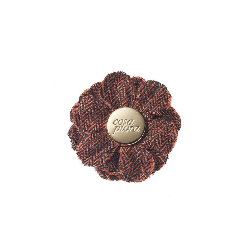 CP FAMA ORANGE M HERRINGBONE LAPEL FLOWER