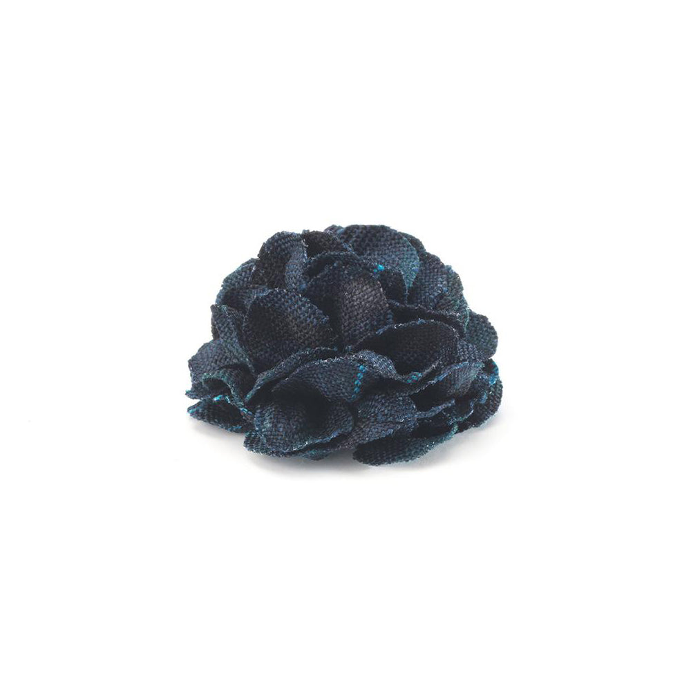 CP FAMA NAVY M CHECK LAPEL FLOWER